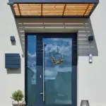 7600106 gutta rechteckvordach bs timber line 160 anwendung 007 ausschnitt 1200x1611