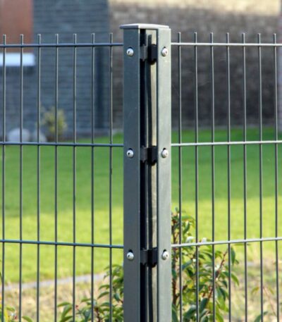 doppelstabmattenzaun eckpfosten | abdeckleiste | zum einbetonieren